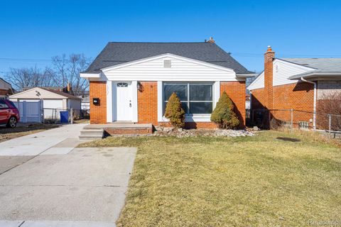 Photo of 18327 E 13 MILE Road, Fraser City, MI 48026 (MLS # 20261030707)