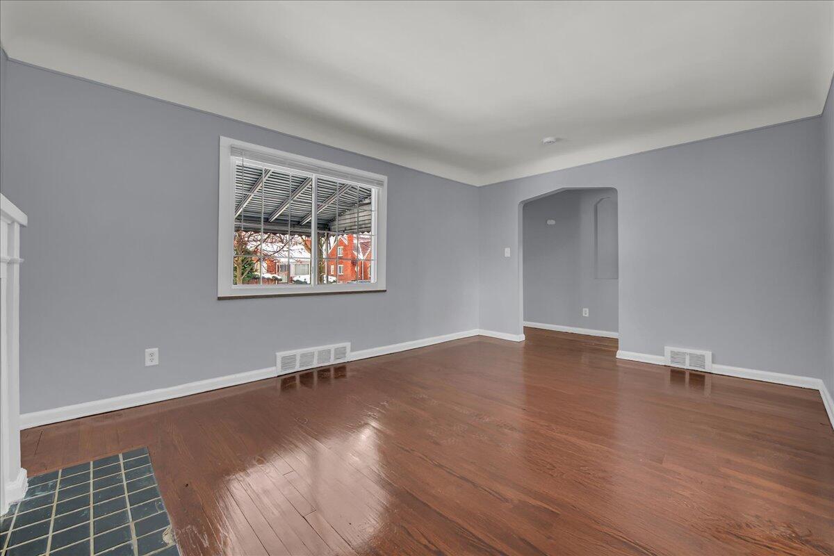 17212 Sunderland Road