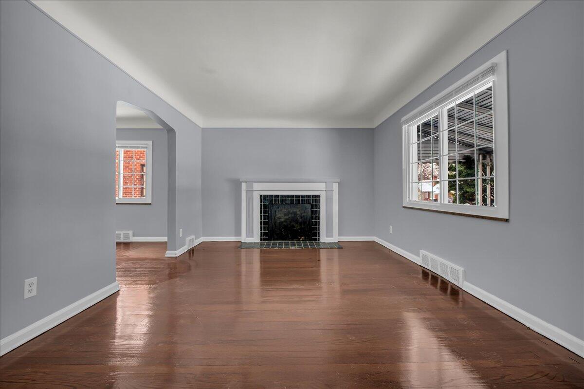 17212 Sunderland Road