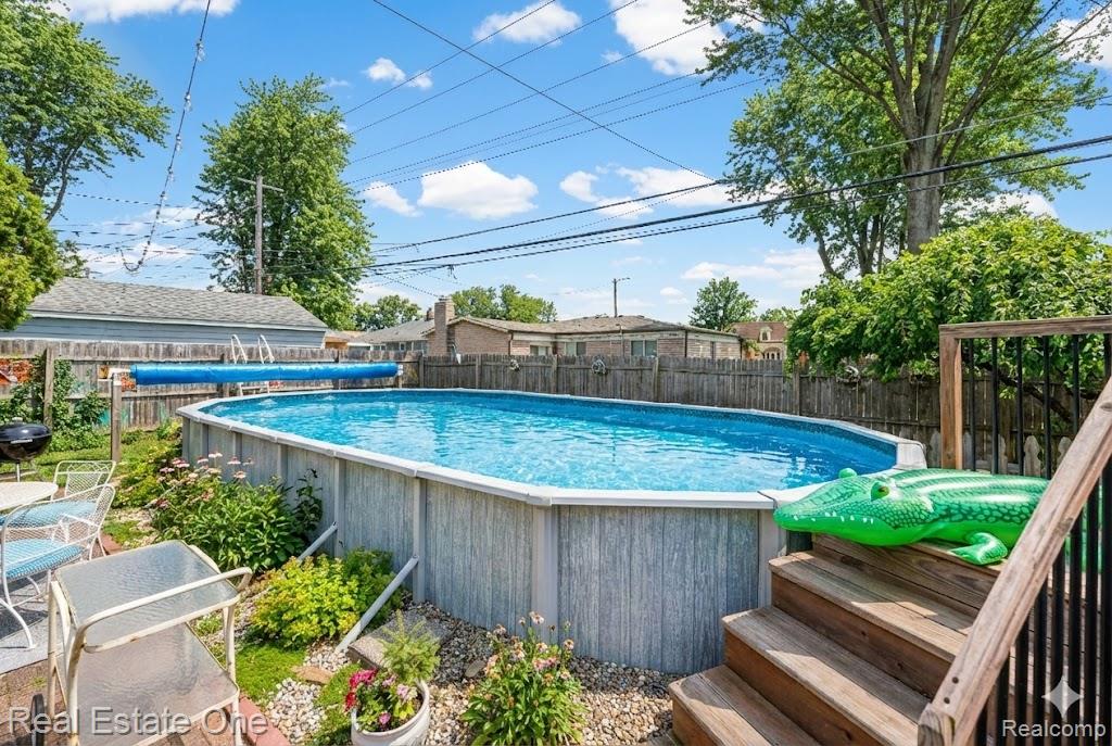 22915 E 13 Mile Rd MILE Road