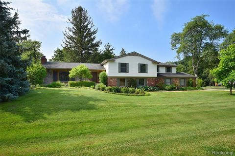 1749 Timson Lane Bloomfield Hills City MI 48302