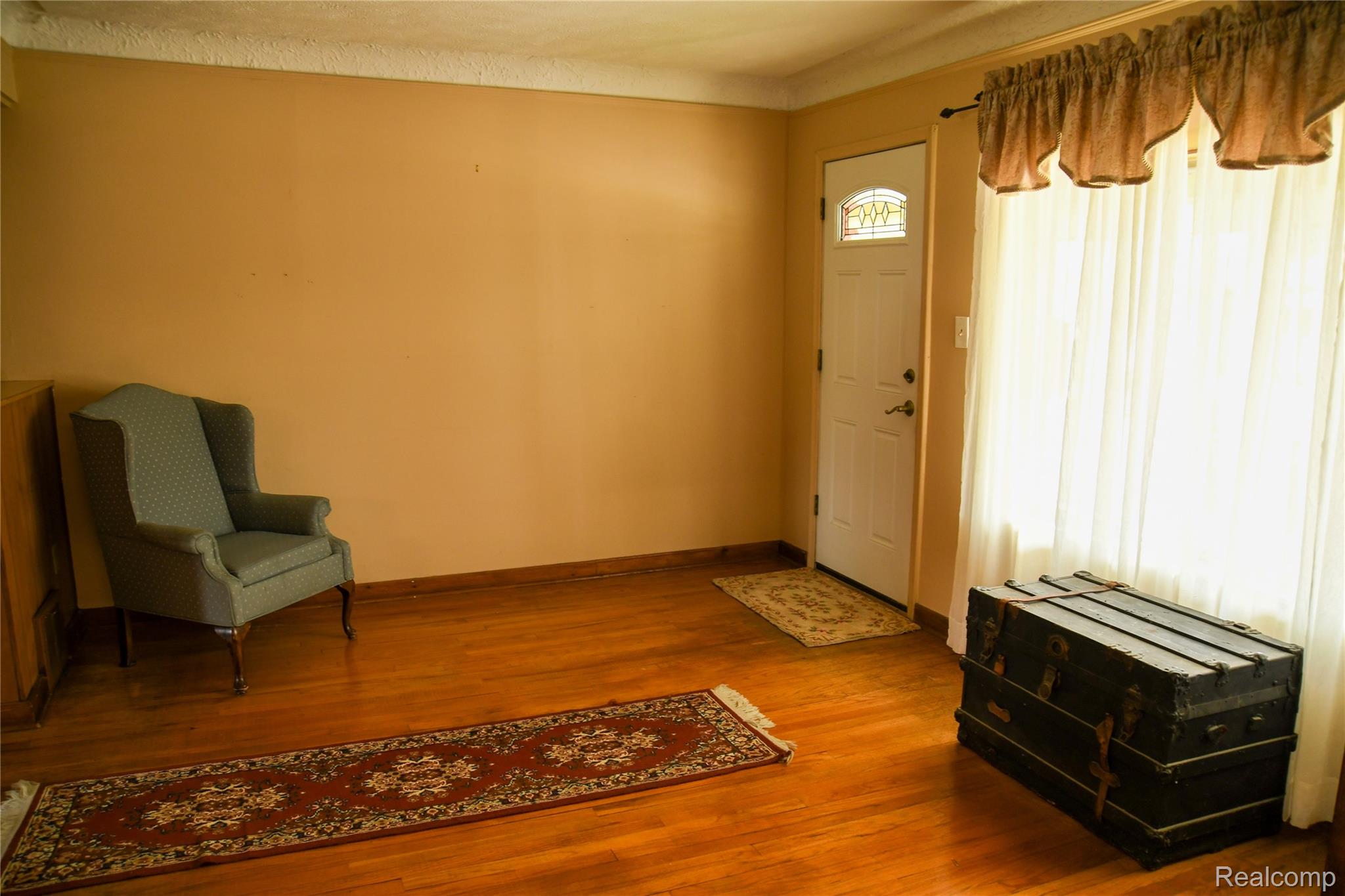 Lincoln Park City, Michigan 48146, United States, 3 Bedrooms Bedrooms, ,3 BathroomsBathrooms,Residential,Pending,145172