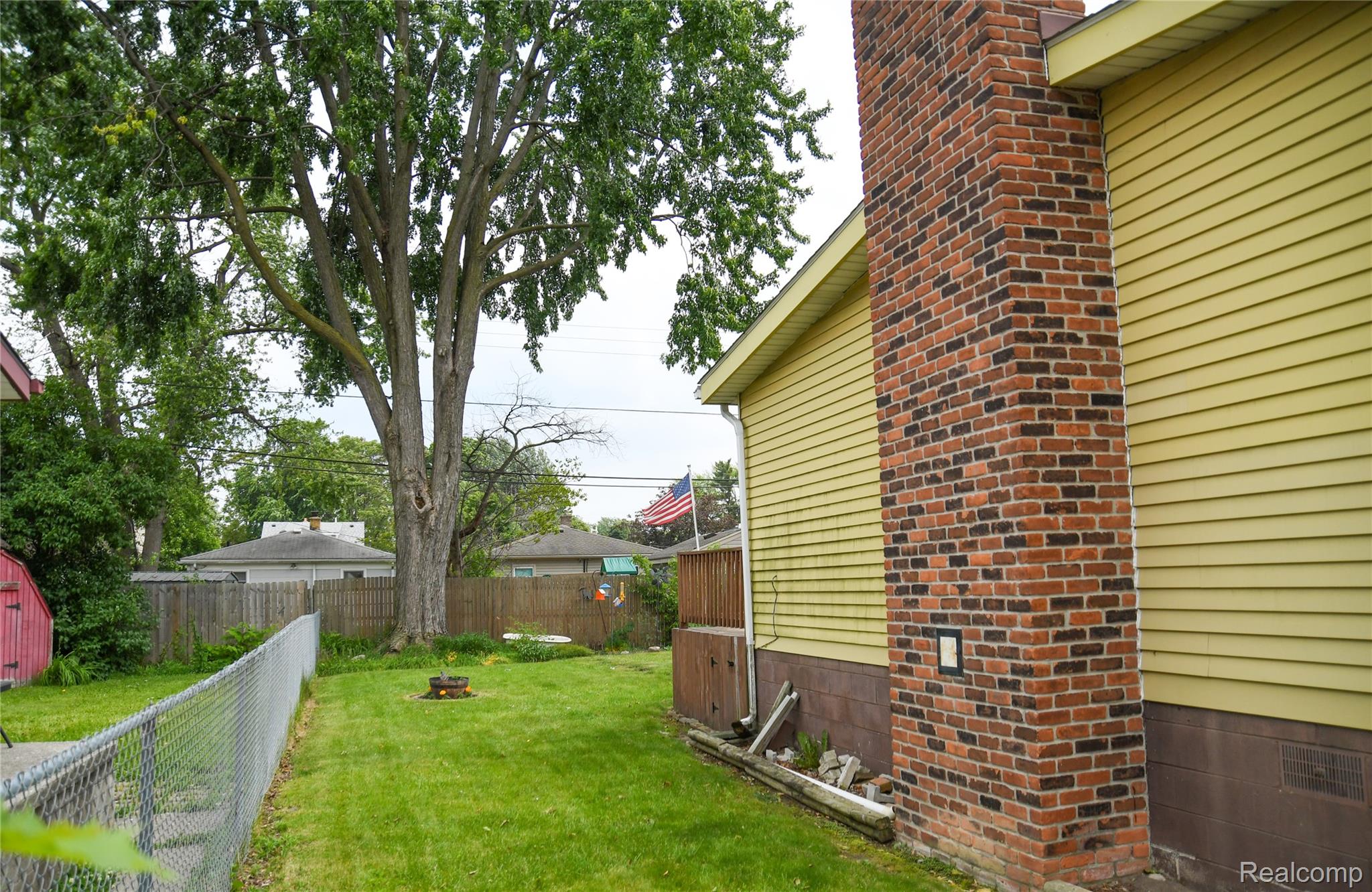 Lincoln Park City, Michigan 48146, United States, 3 Bedrooms Bedrooms, ,3 BathroomsBathrooms,Residential,Pending,145172