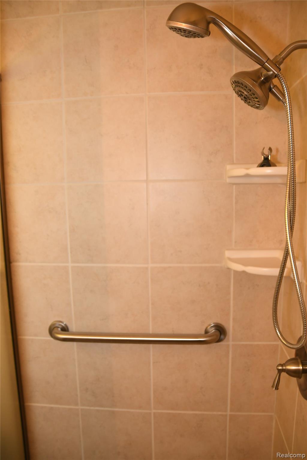 Lincoln Park City, Michigan 48146, United States, 3 Bedrooms Bedrooms, ,3 BathroomsBathrooms,Residential,Pending,145172