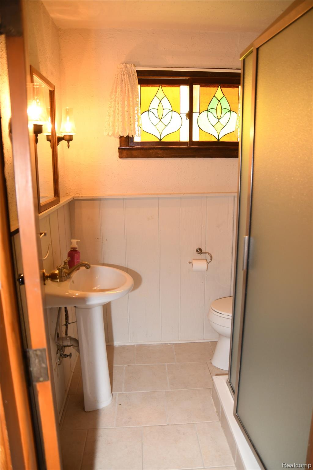 Lincoln Park City, Michigan 48146, United States, 3 Bedrooms Bedrooms, ,3 BathroomsBathrooms,Residential,Pending,145172