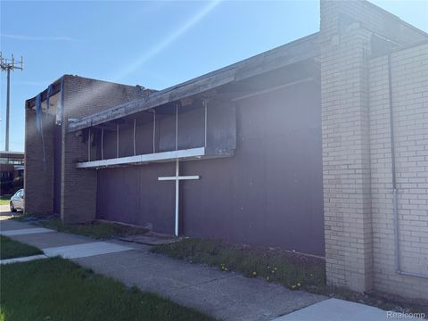 16573 Meyers Road Detroit City MI 48235