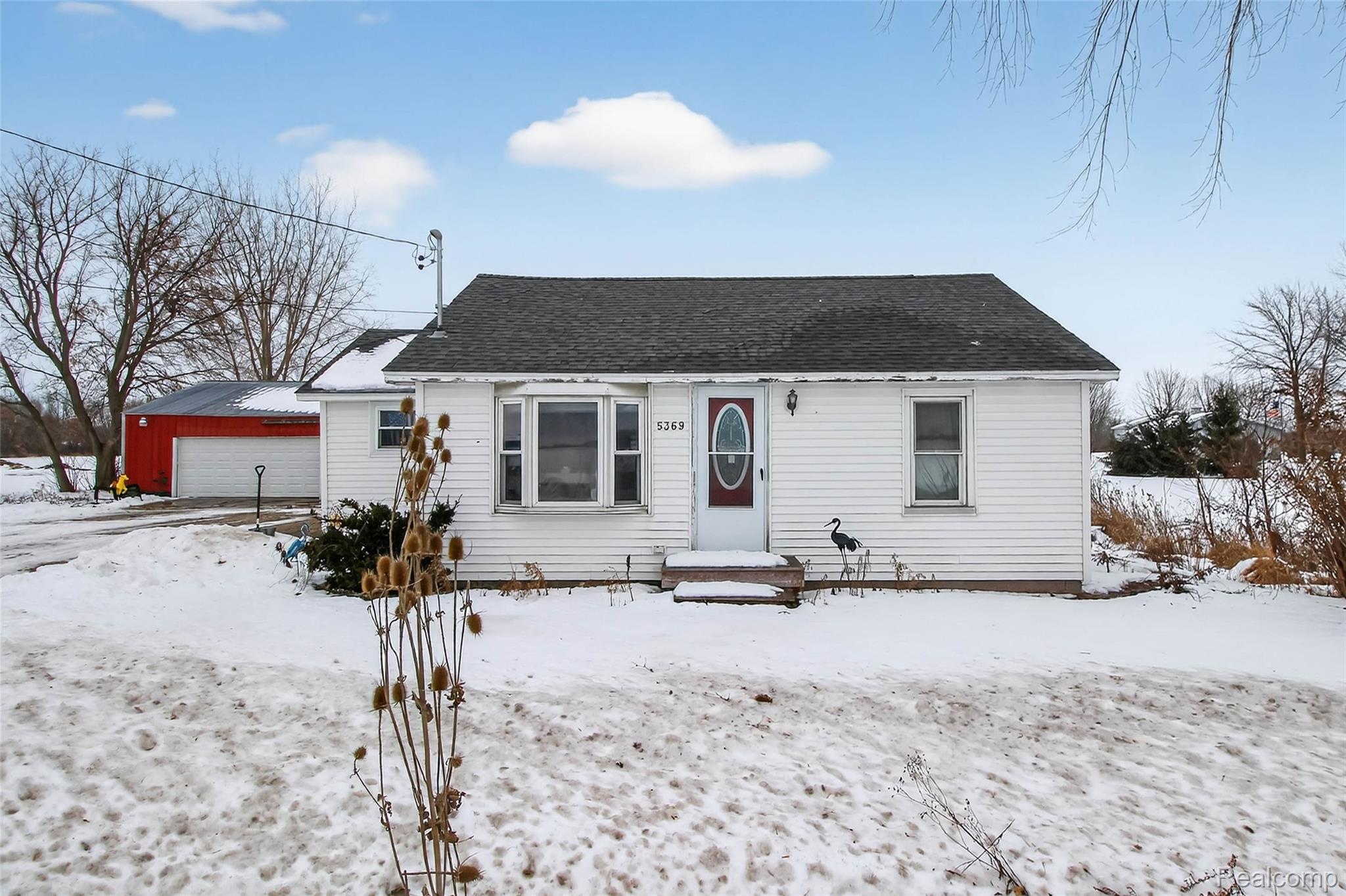 5369 S Mackinaw Road