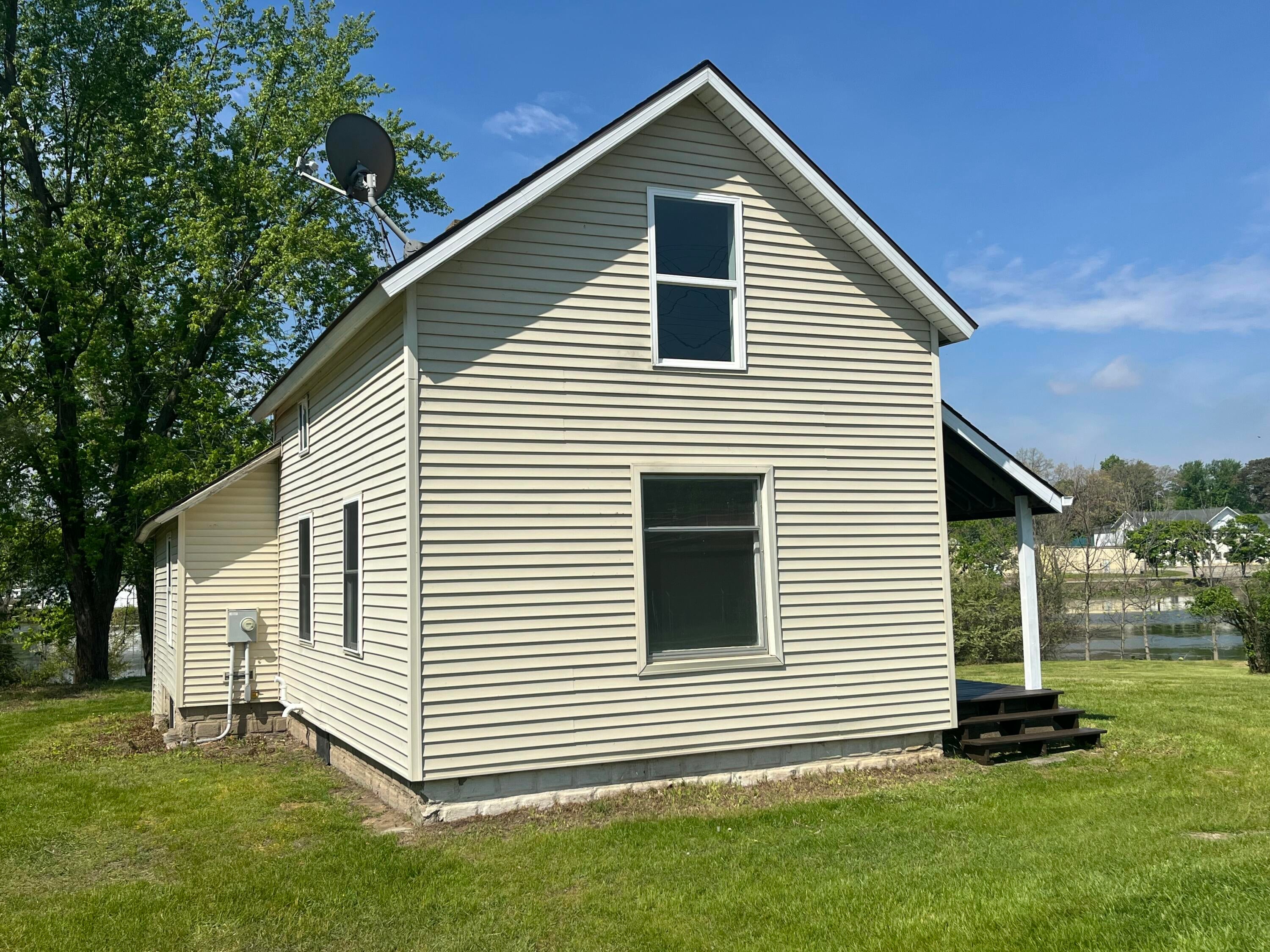 154 W Saint Joe Street