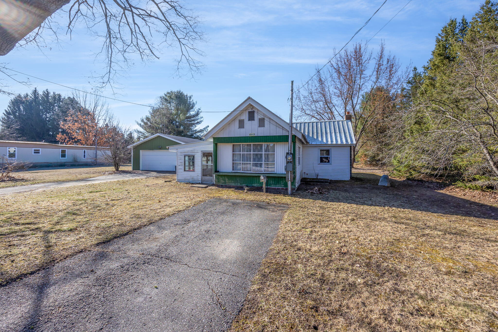 6313 W Fairlane Drive