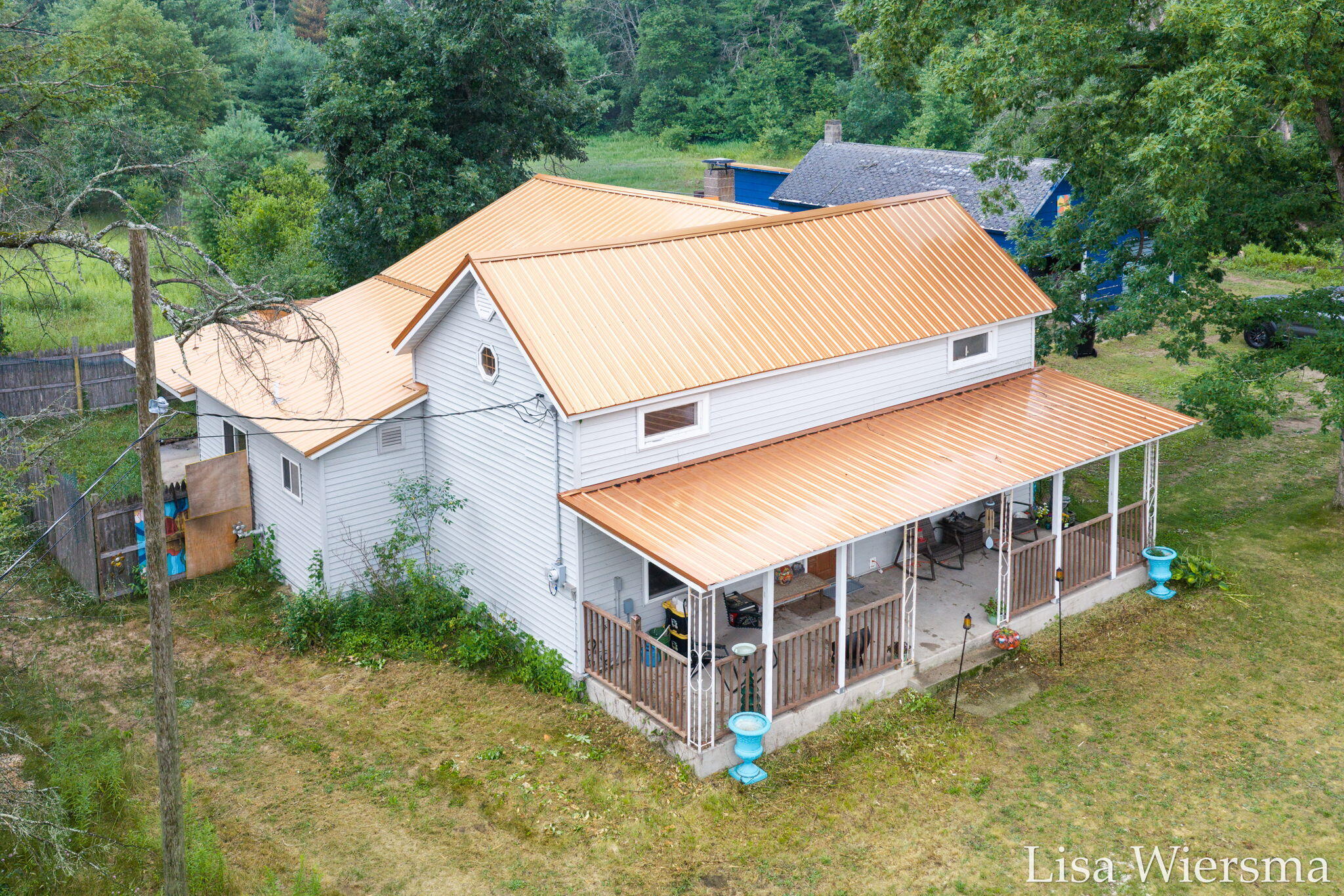 4393 E 8th Street