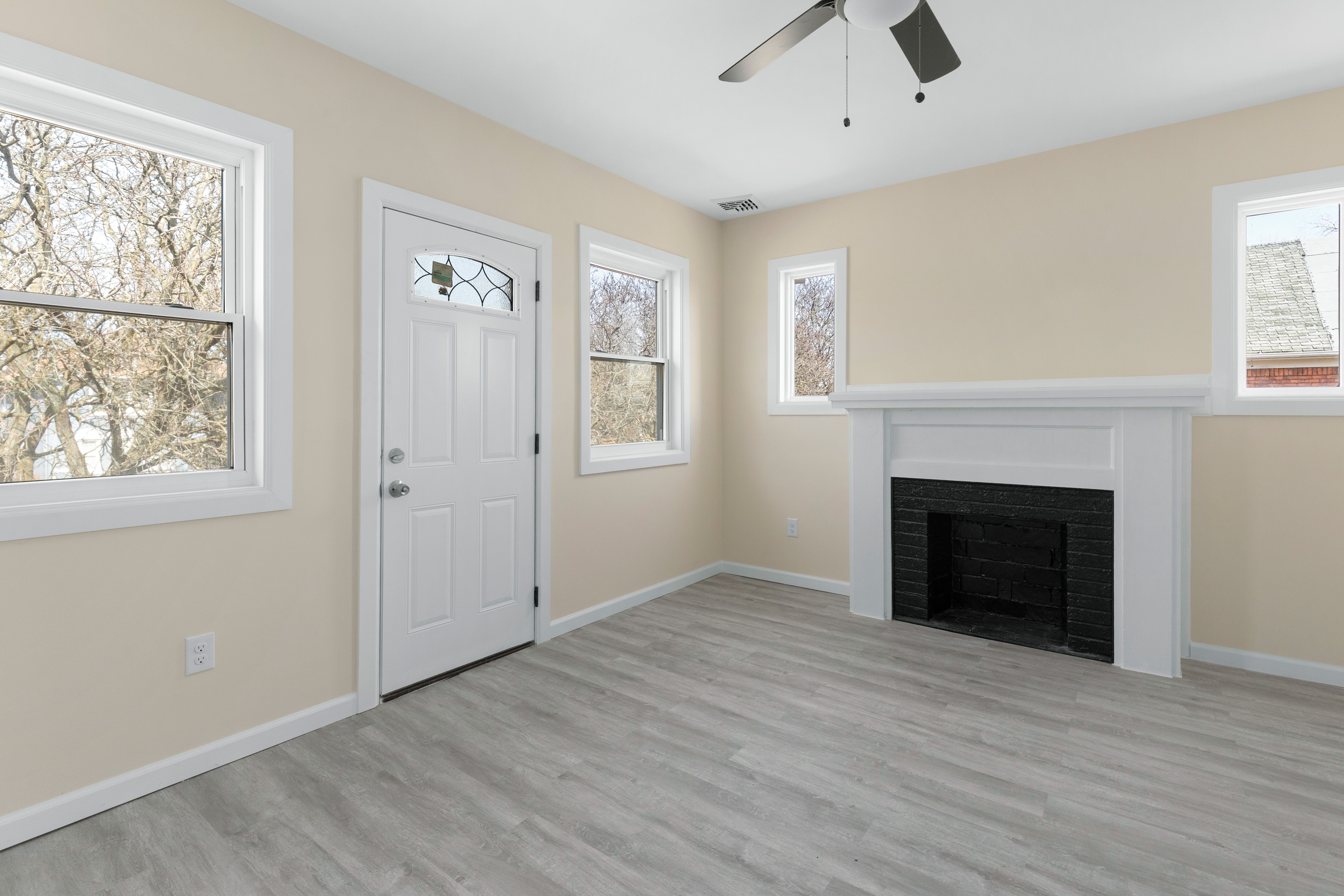 Detroit City Wayne, Michigan 48206, United States, 3 Bedrooms Bedrooms, ,1 BathroomBathrooms,Residential,Active,123429