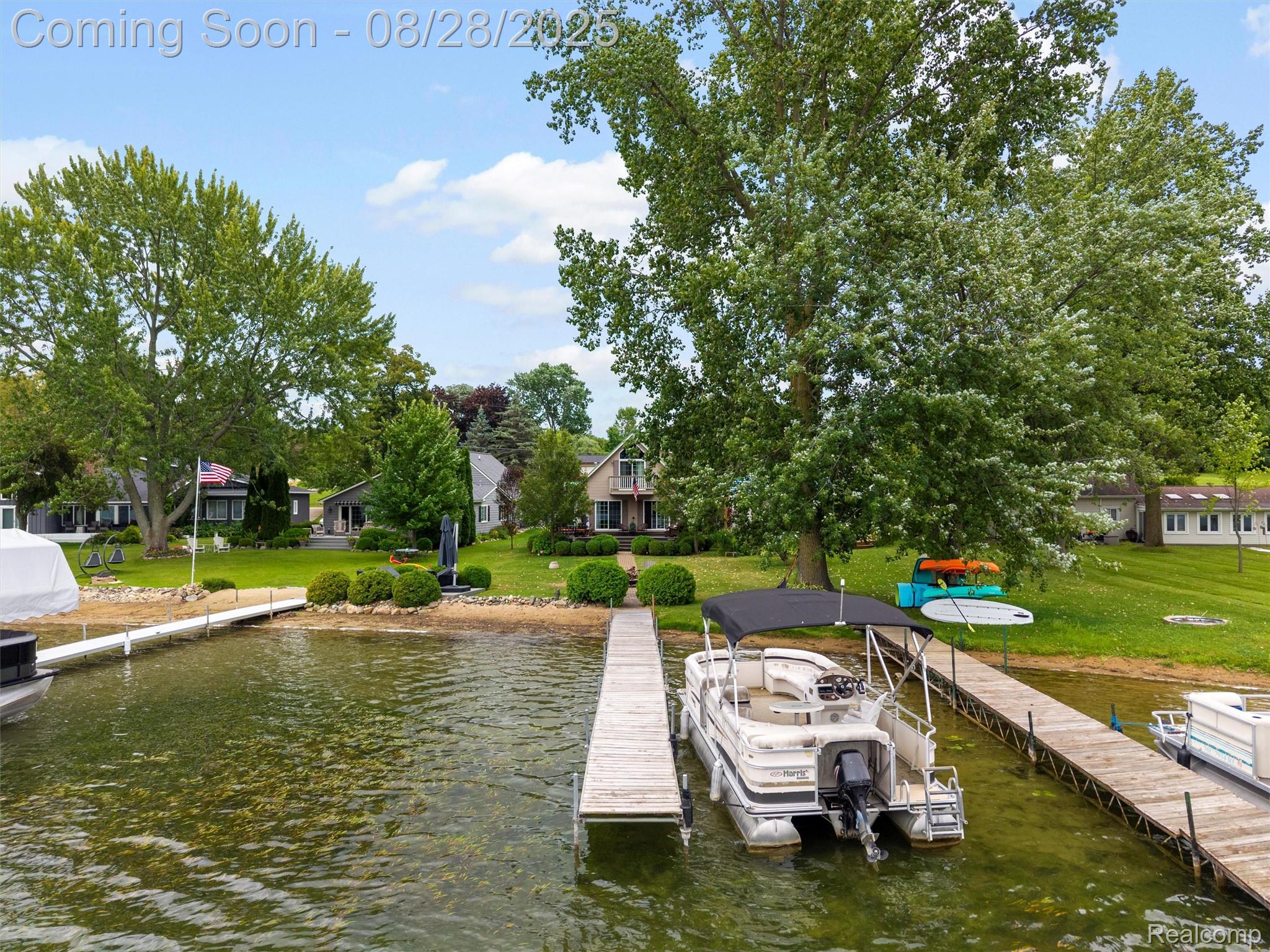 6102 Lakeview Park Drive