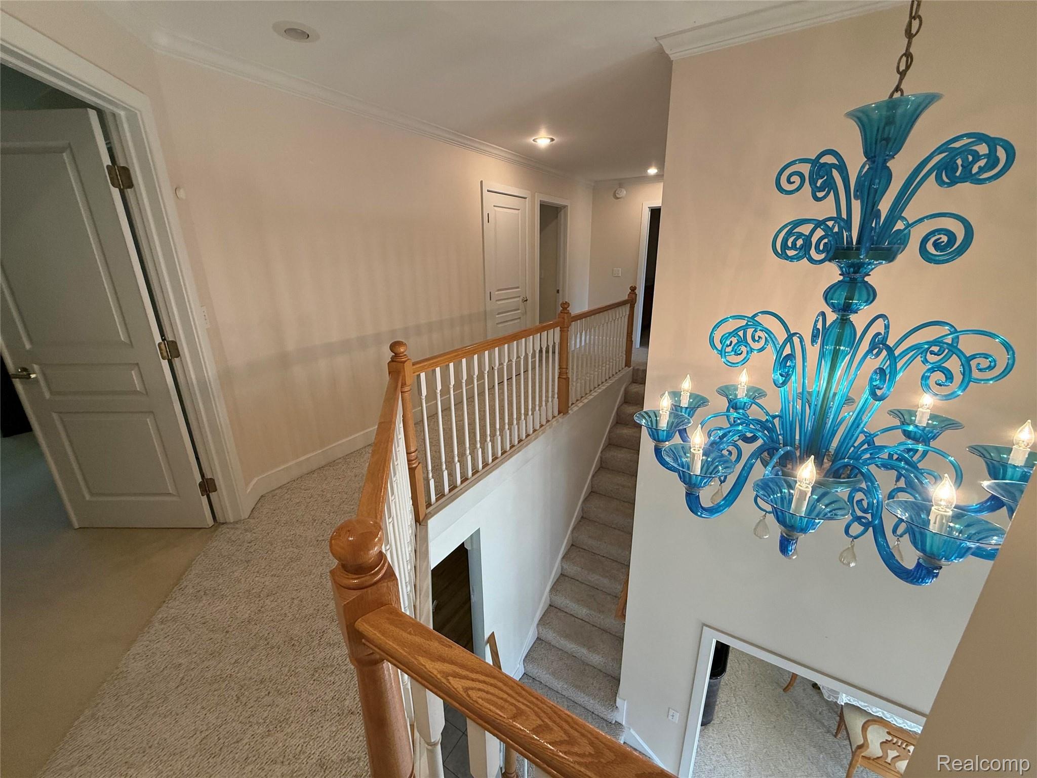 10 Cobblestone Place