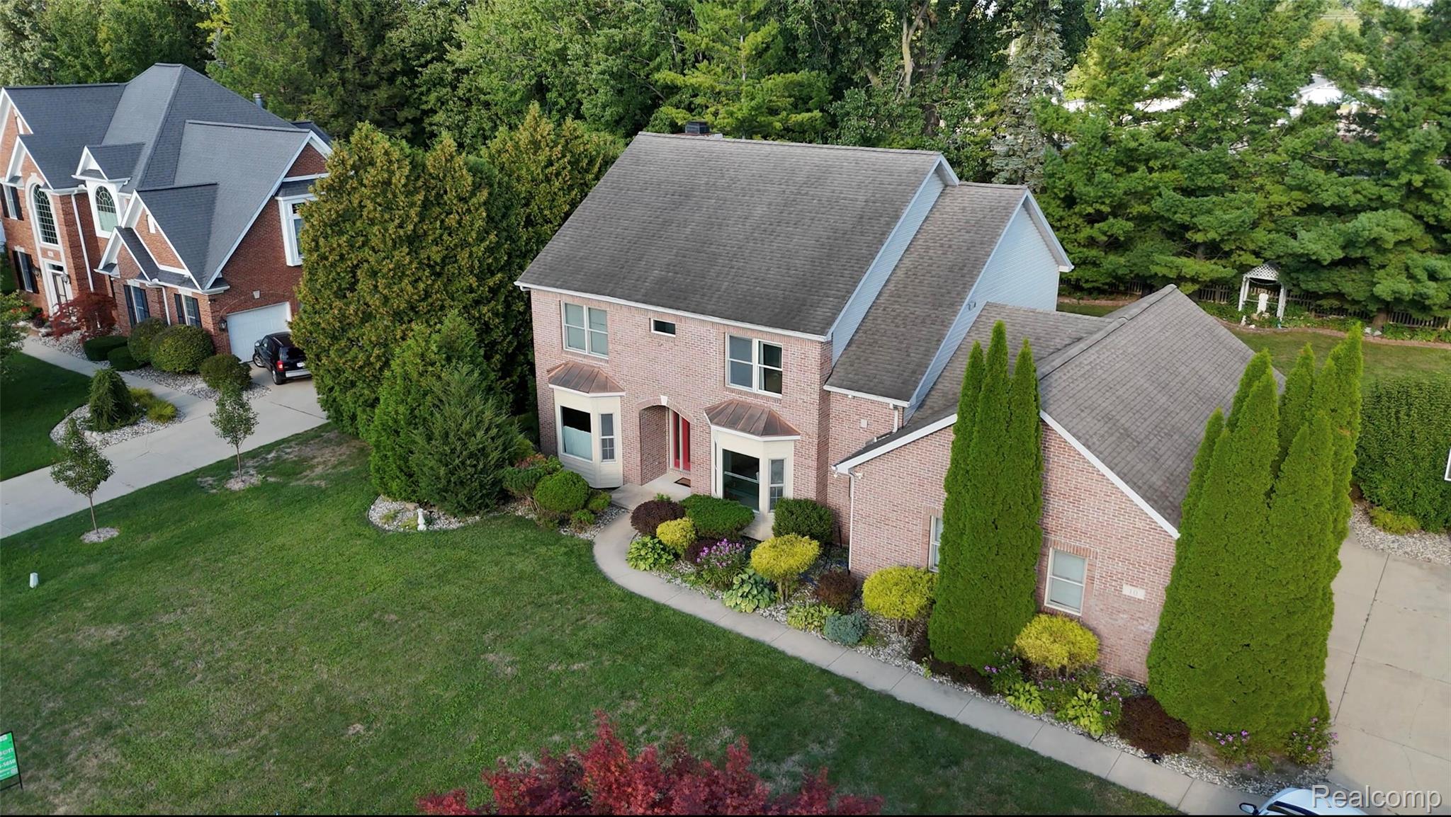 10 Cobblestone Place