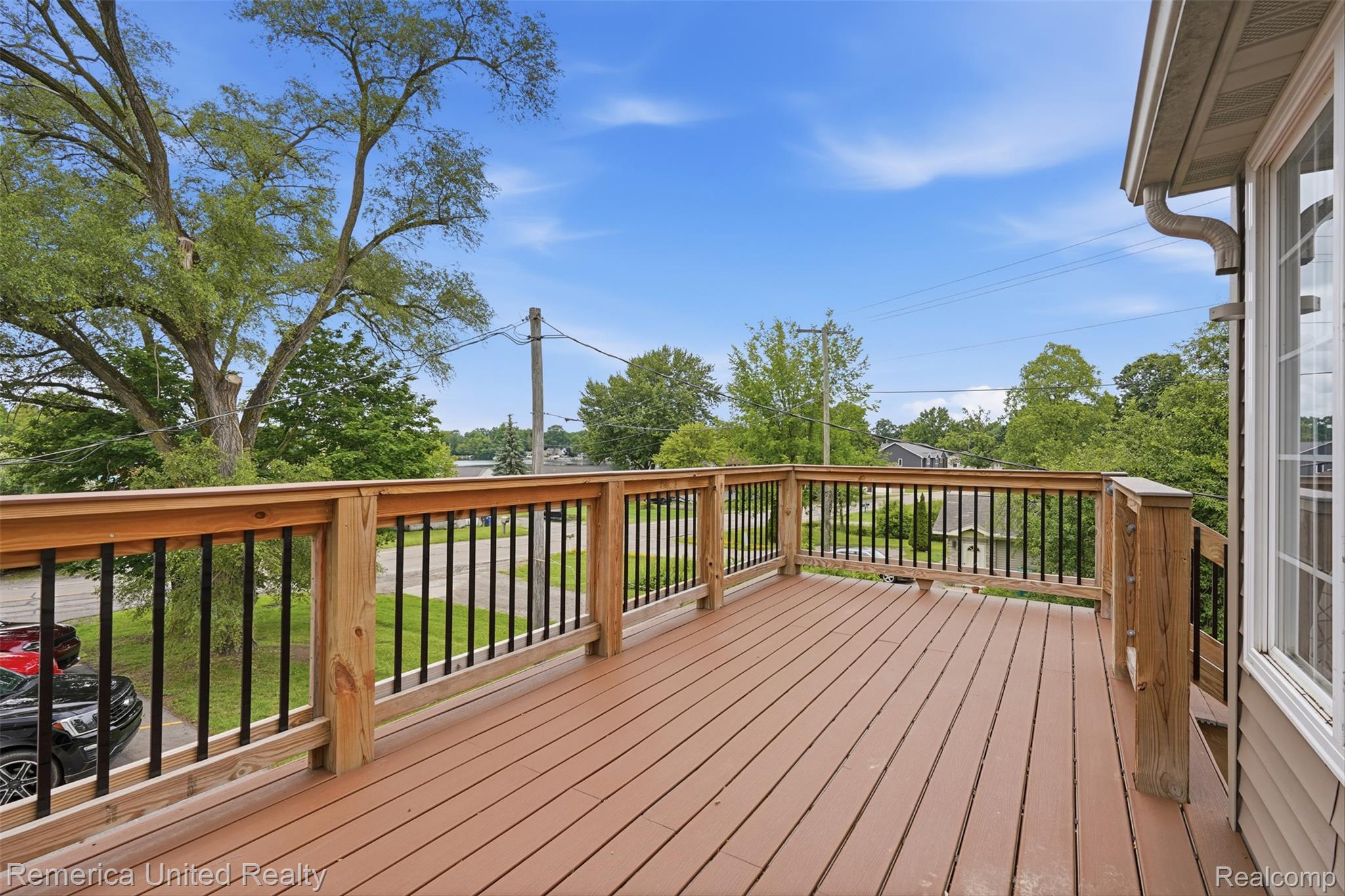 6109 Grand River Avenue