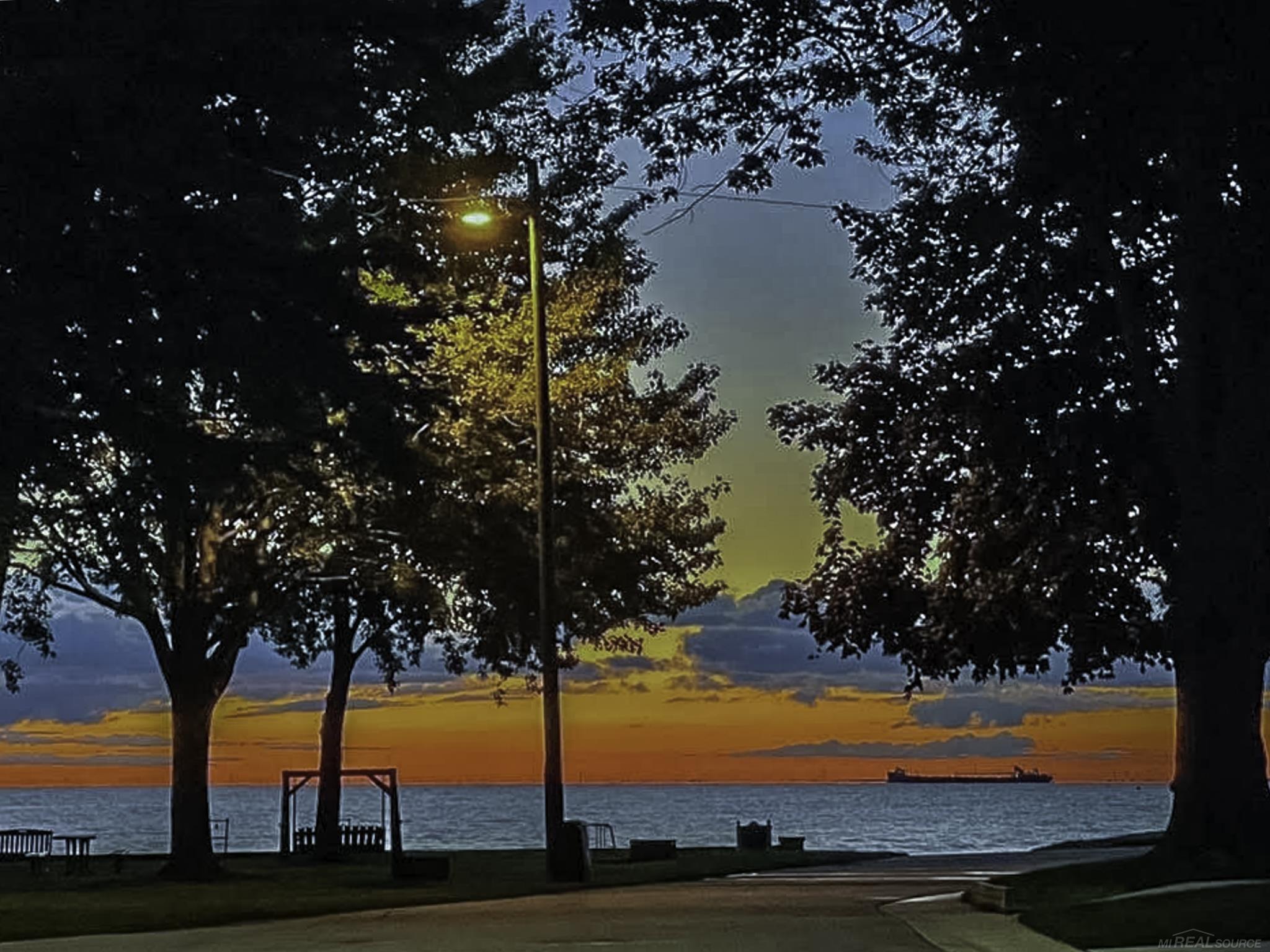 3055 Maplewood Drive