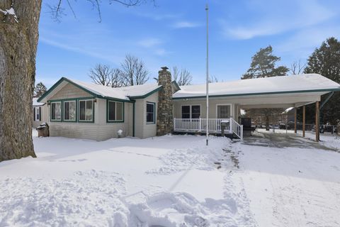 3055 Maplewood Drive Fort Gratiot Charter Township MI 48059