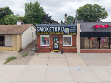 8457 Park Avenue Allen Park City MI 48101