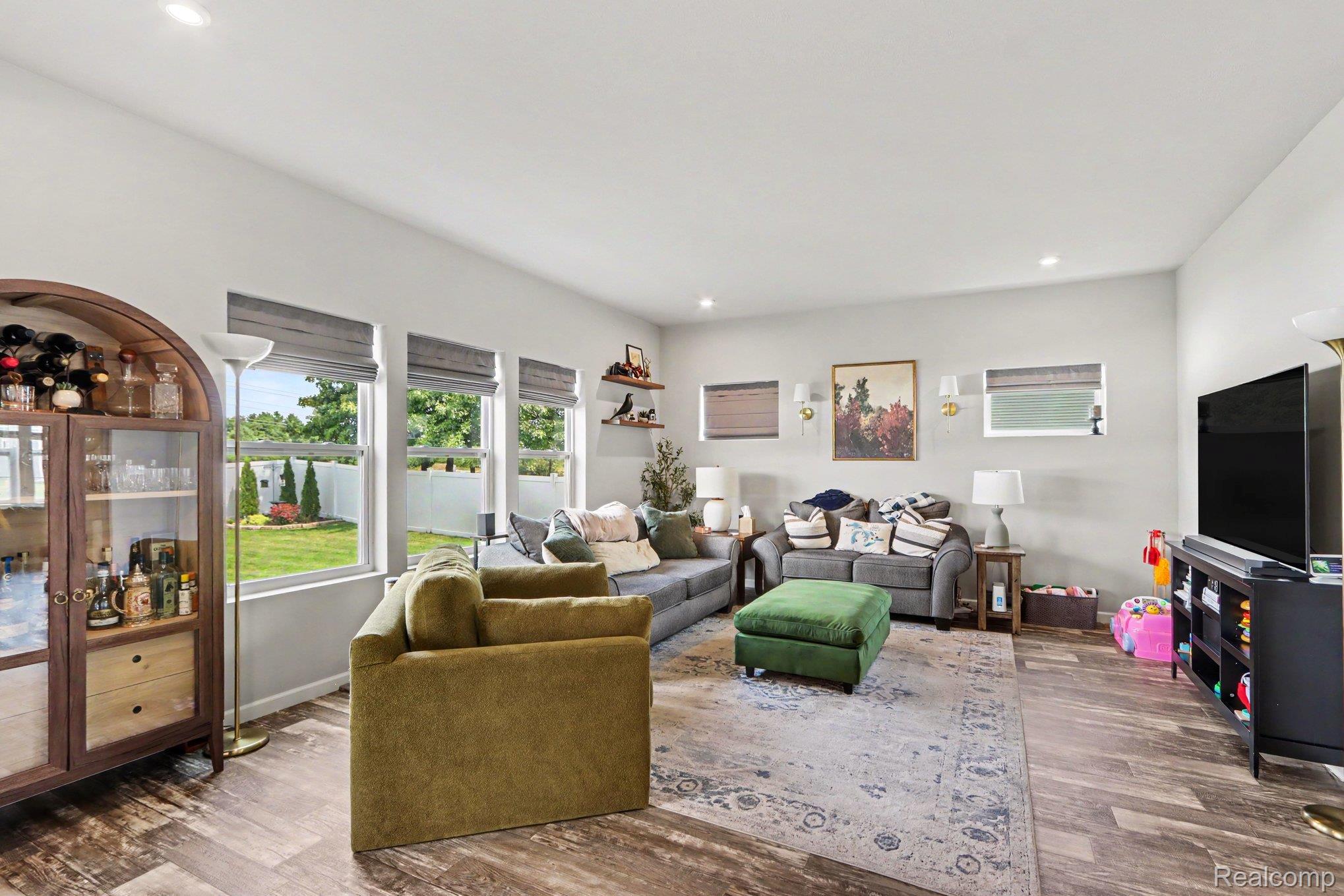 5276 Brinson Lane
