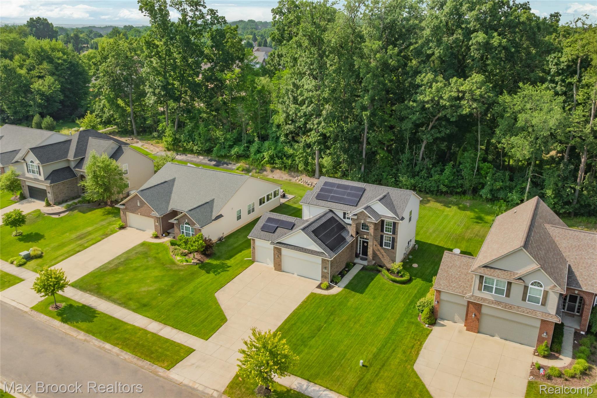 8012 IVY GLEN PARK LANE