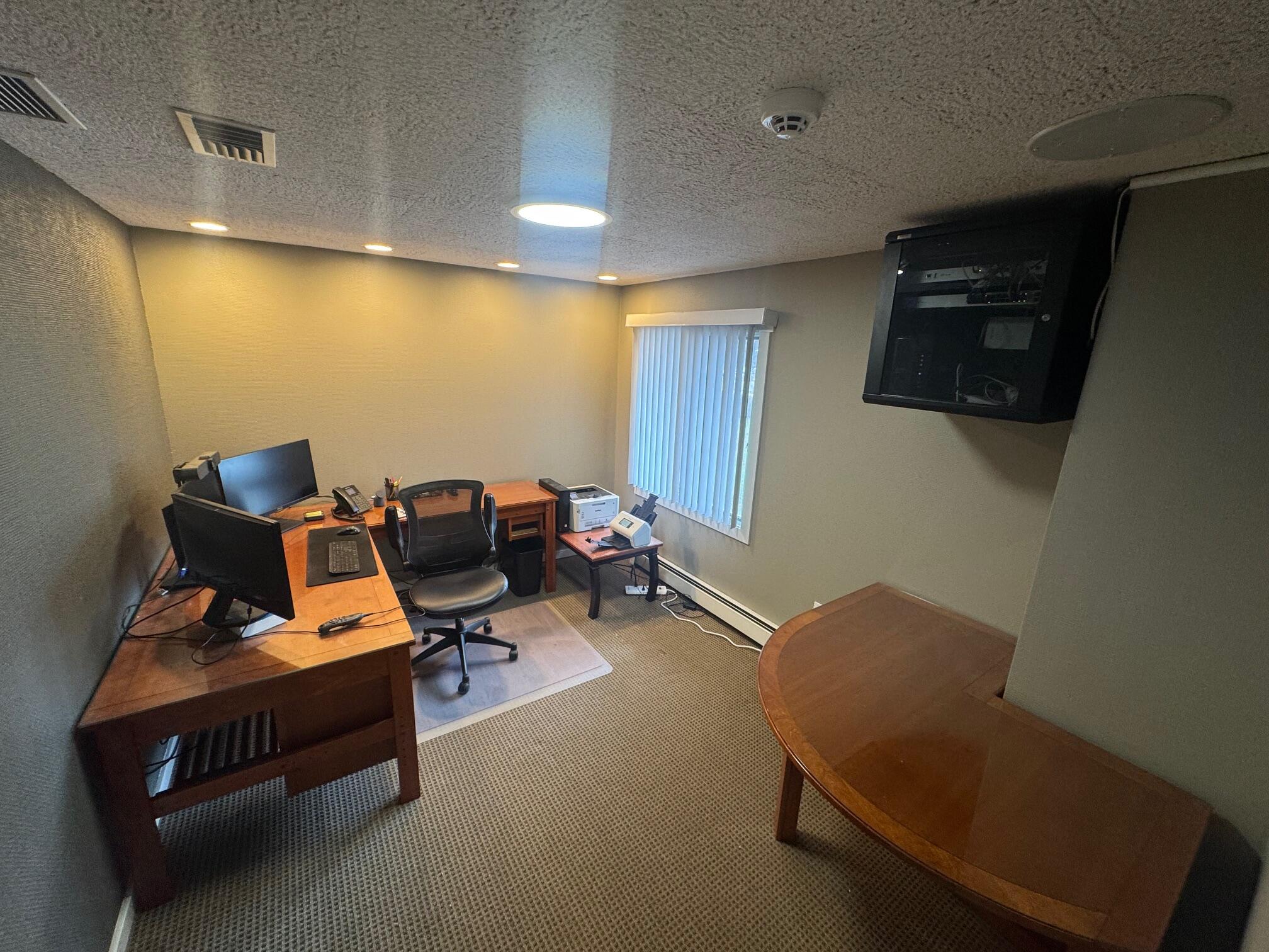 401 Center Street 5-Main Level