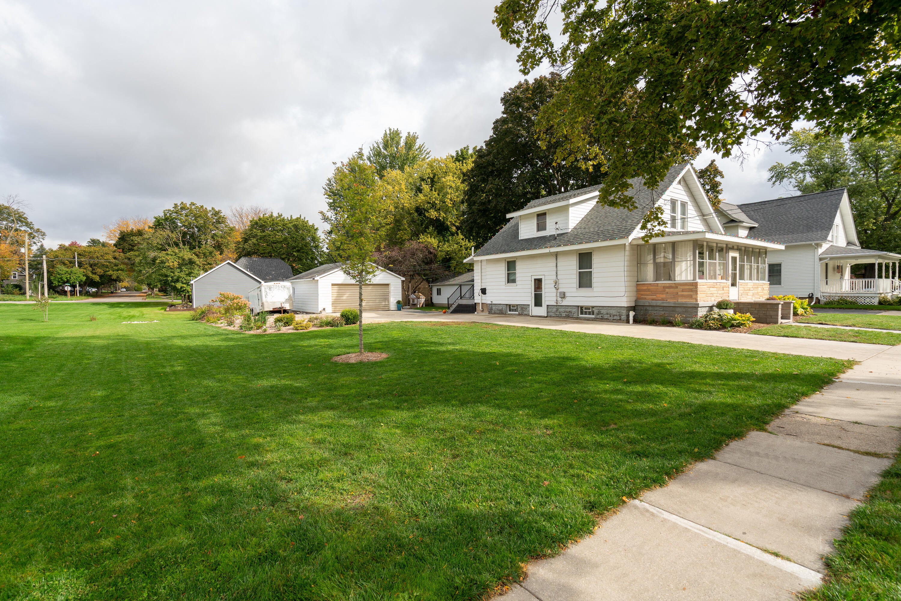 503 E Main Street SE
