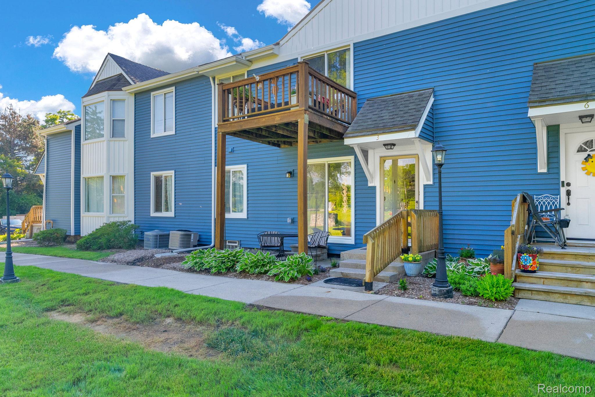 45000 Bayview Drive