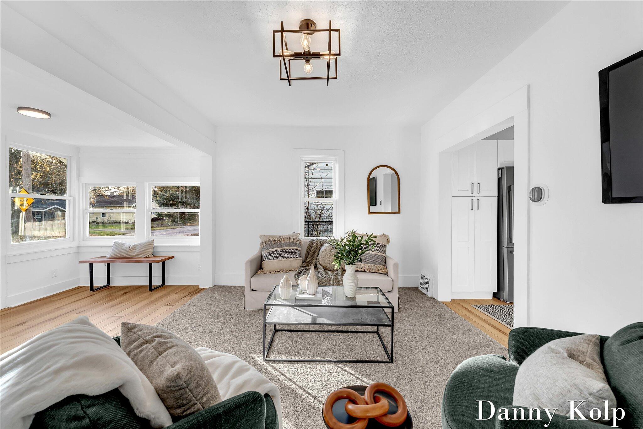 1535 Mason Street NE