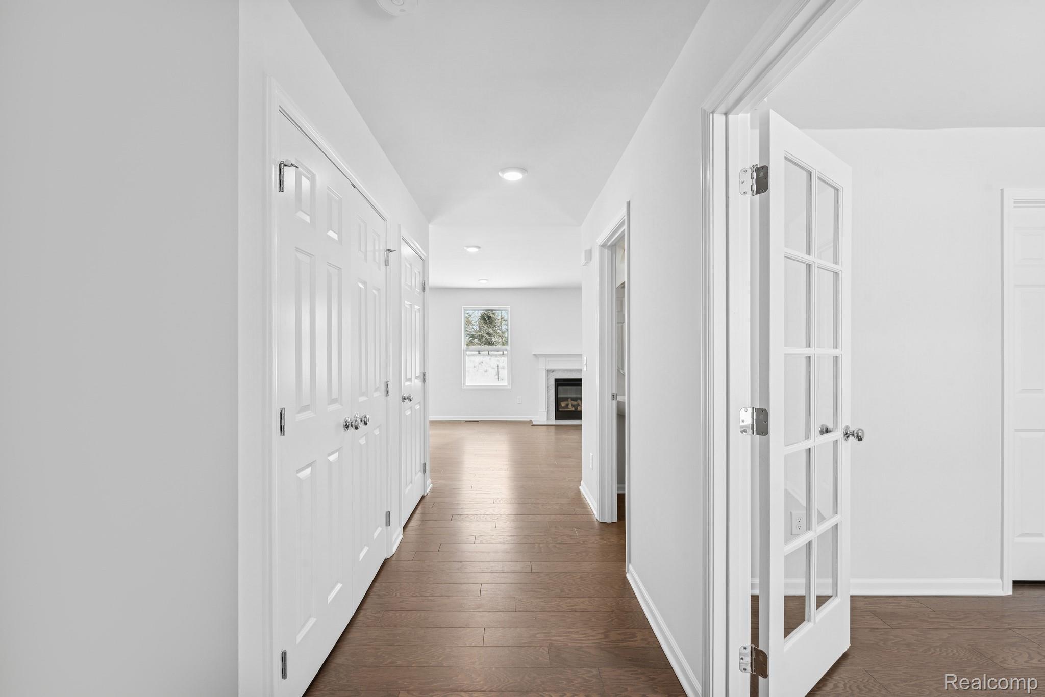 660 Countryside Drive