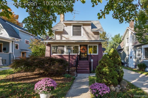 Photo of 908 Willow Street, Ann Arbor, MI 48103 (MLS # 20261084853)