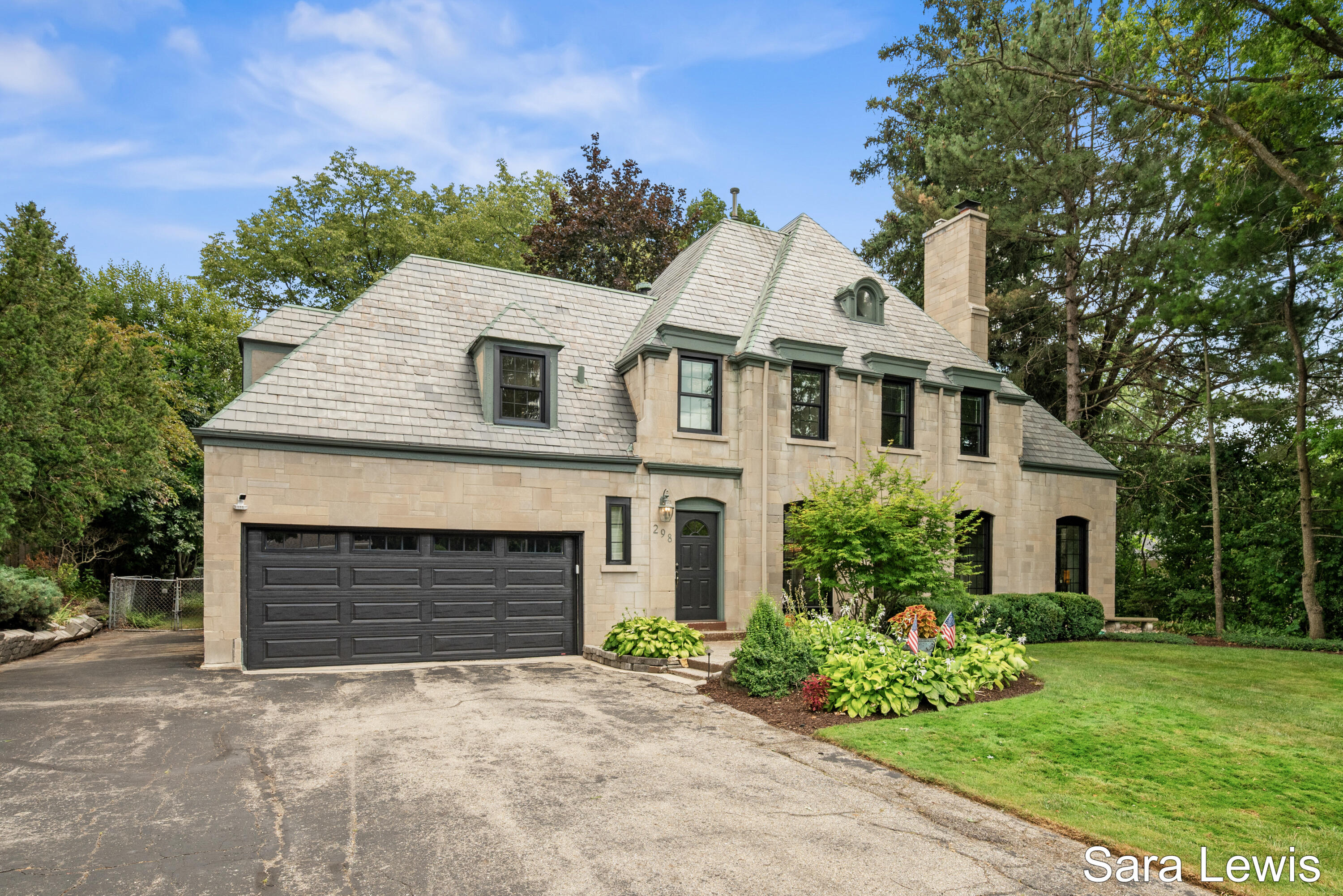 298 Morningside Drive SE
