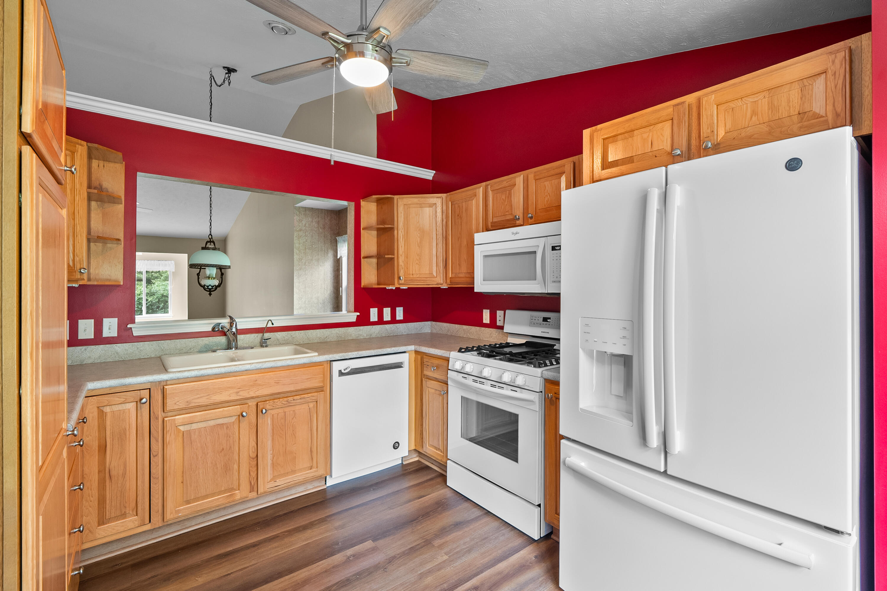 1450 Tanager Lane