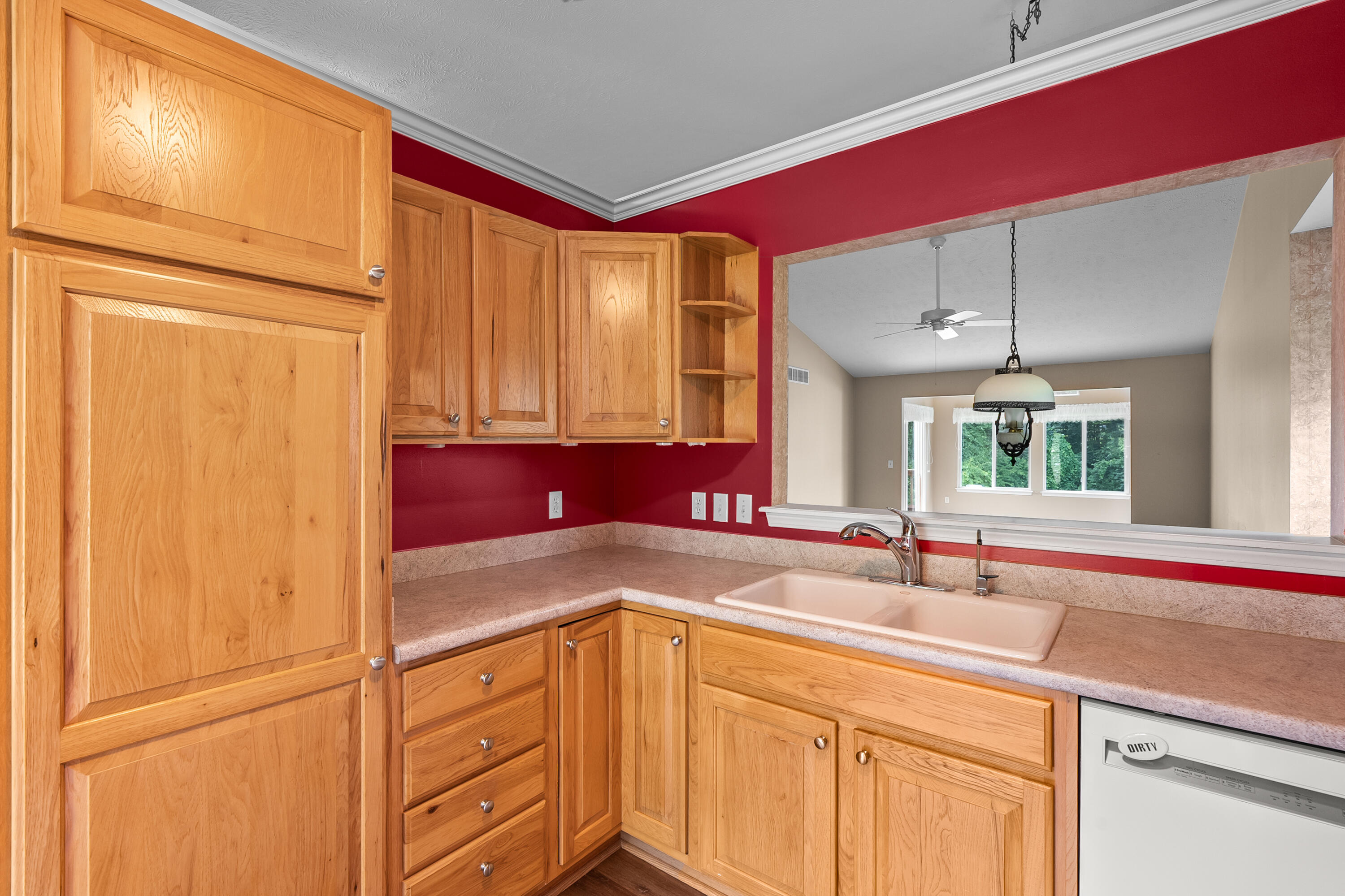 1450 Tanager Lane