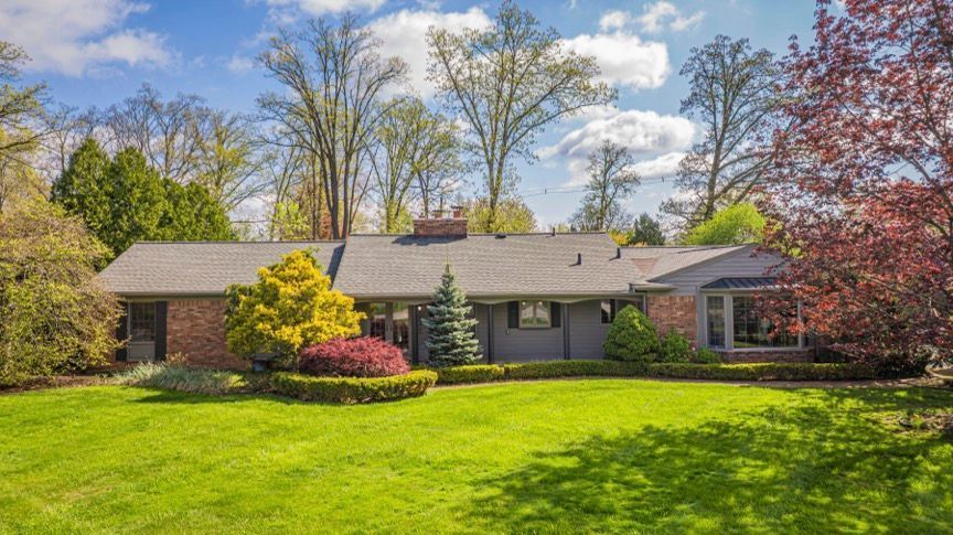 1322 LAKE CRESCENT Drive