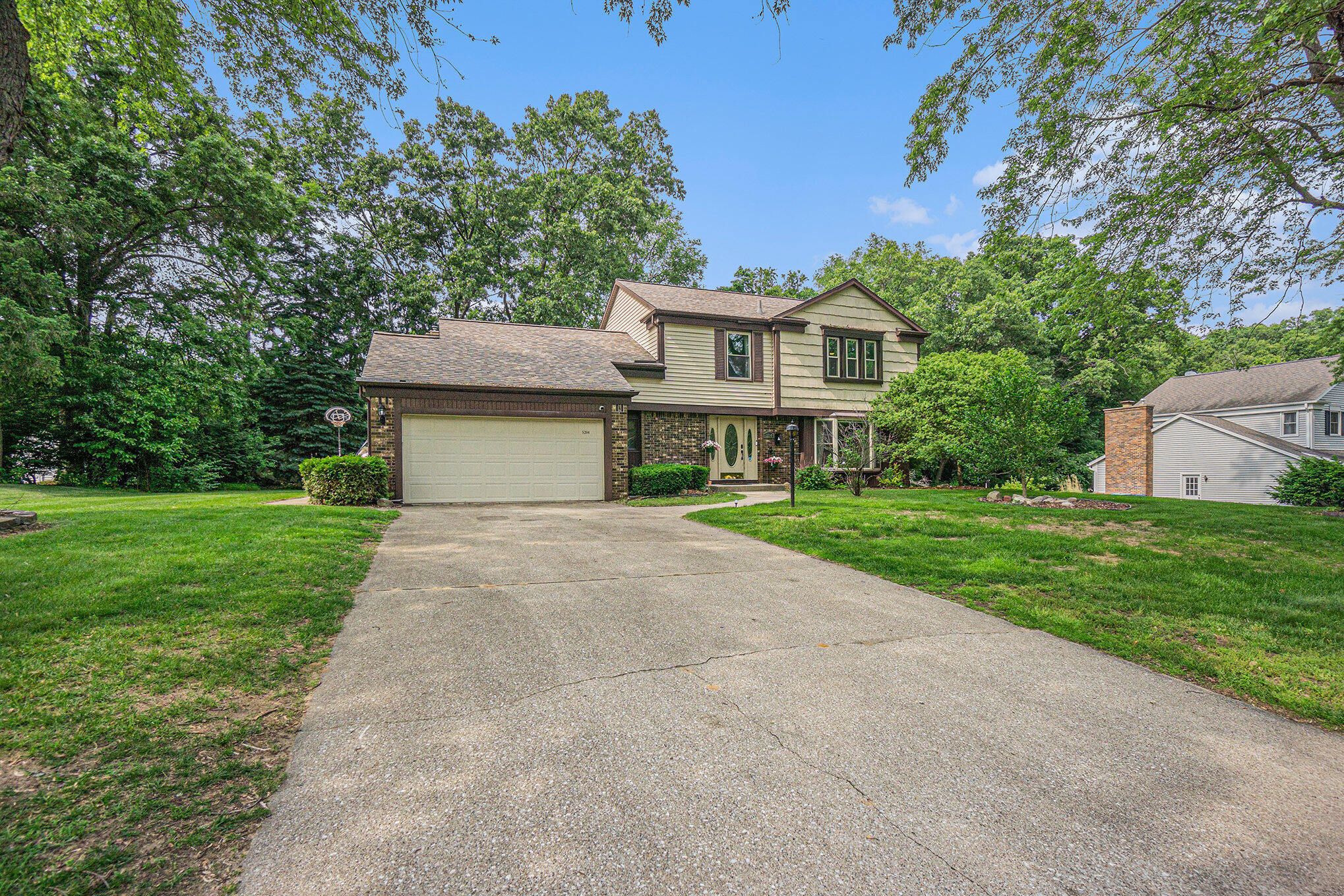 5204 Foxcroft Drive