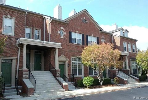 29419 E Glen Oaks Boulevard Farmington Hills City MI 48334