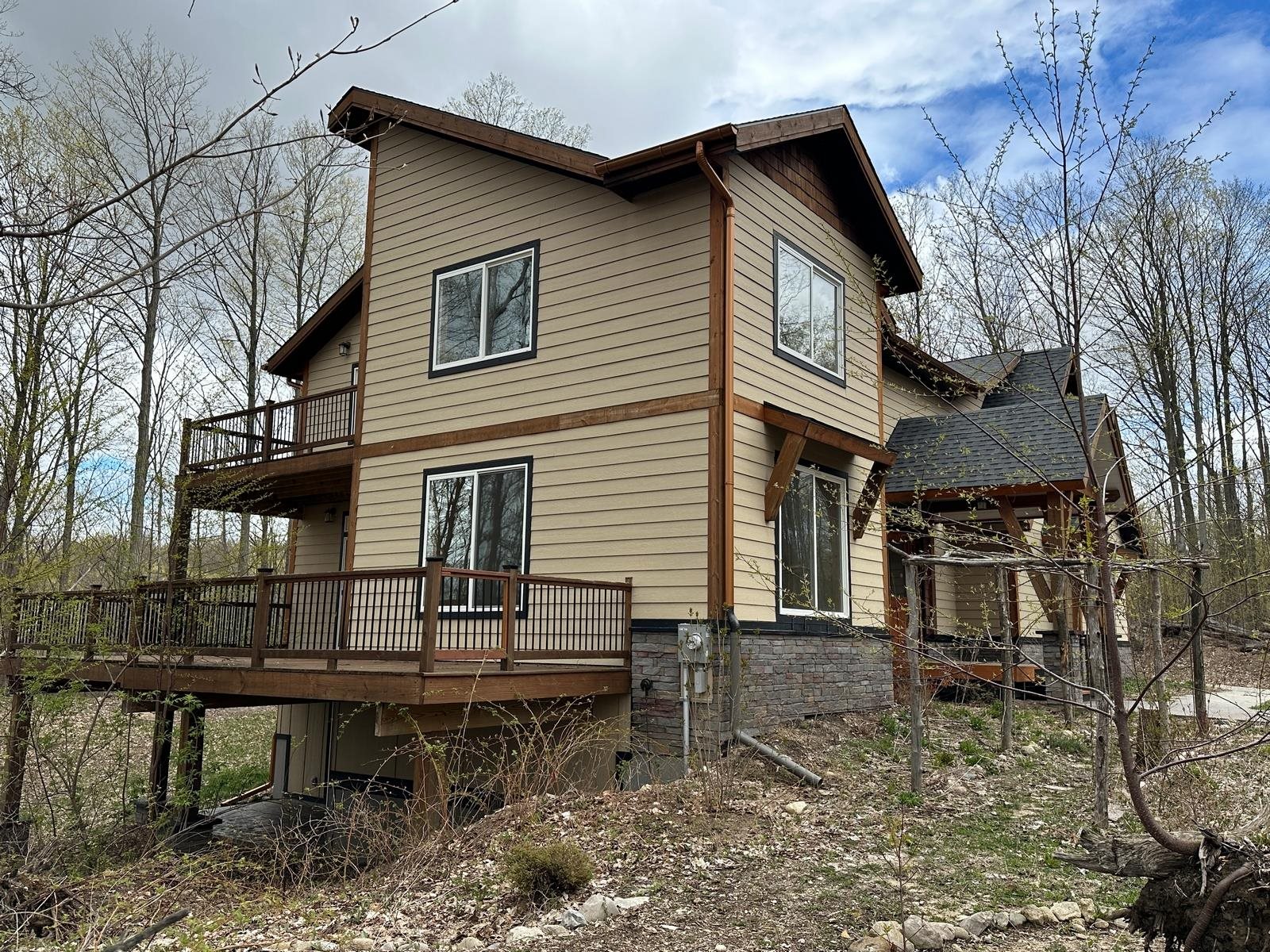 7058 Shade Tree Lane