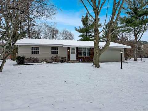 5611 Miriam Drive Saginaw City MI 48601