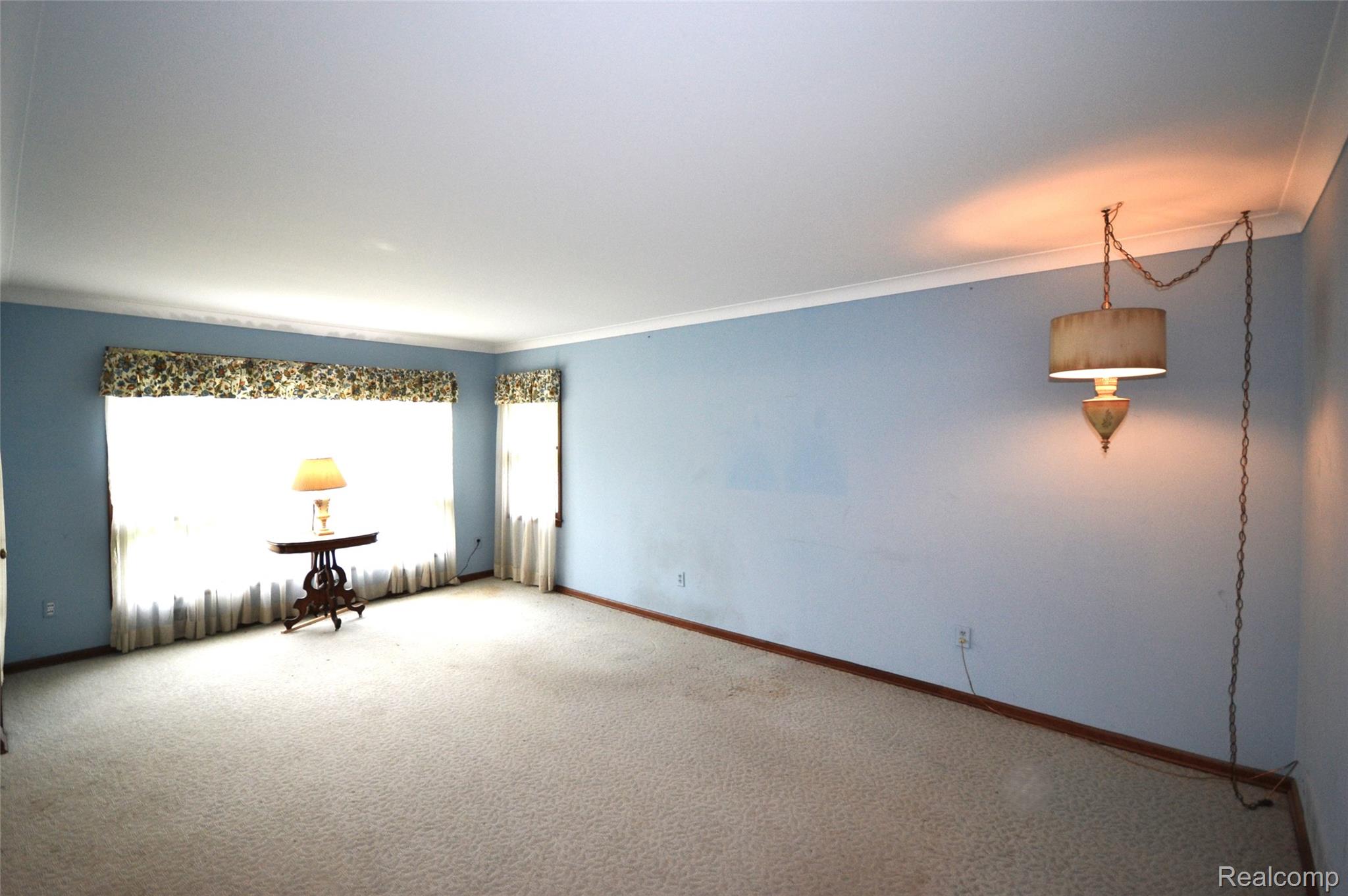 Birmingham City, Michigan 48009, United States, 4 Bedrooms Bedrooms, ,2 BathroomsBathrooms,Residential,Pending,143170