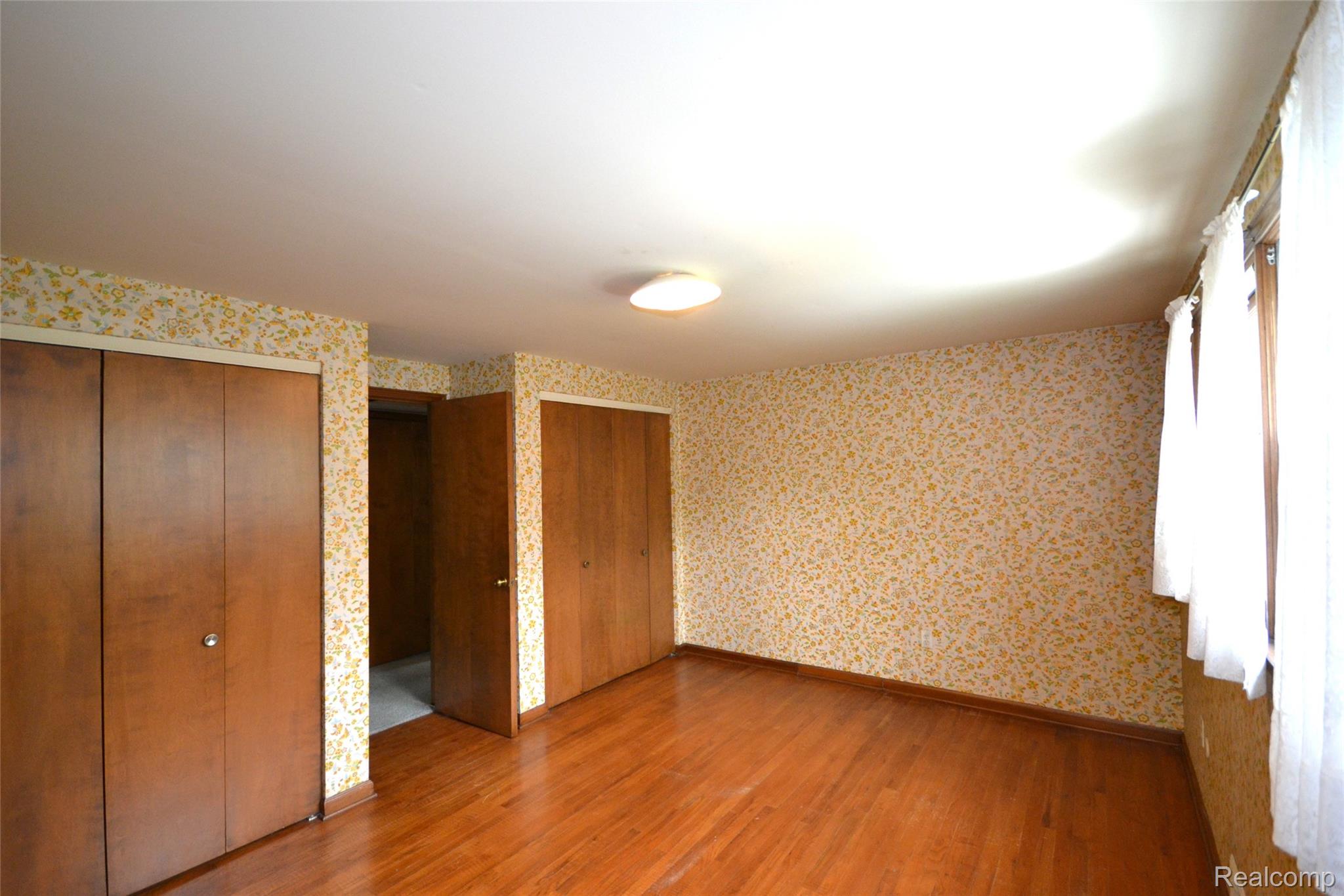 Birmingham City, Michigan 48009, United States, 4 Bedrooms Bedrooms, ,2 BathroomsBathrooms,Residential,Pending,143170