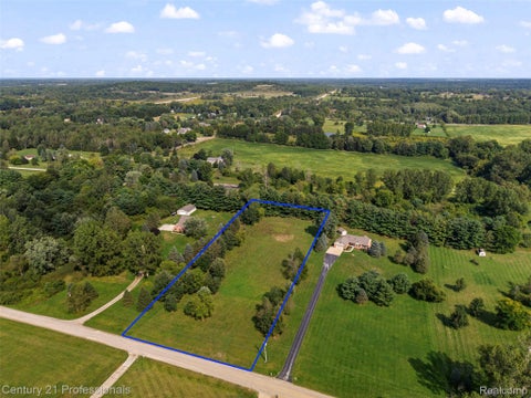 Photo for 1920 Deer Run Lane