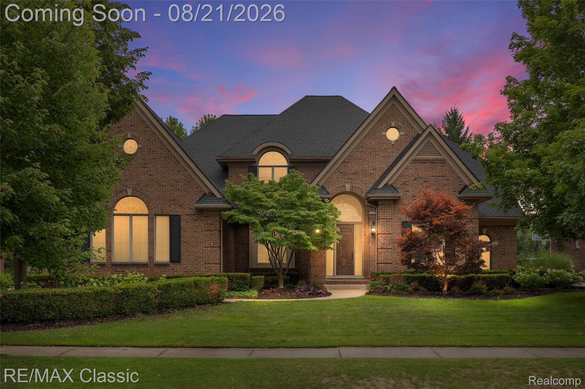 18133 Mission Point
