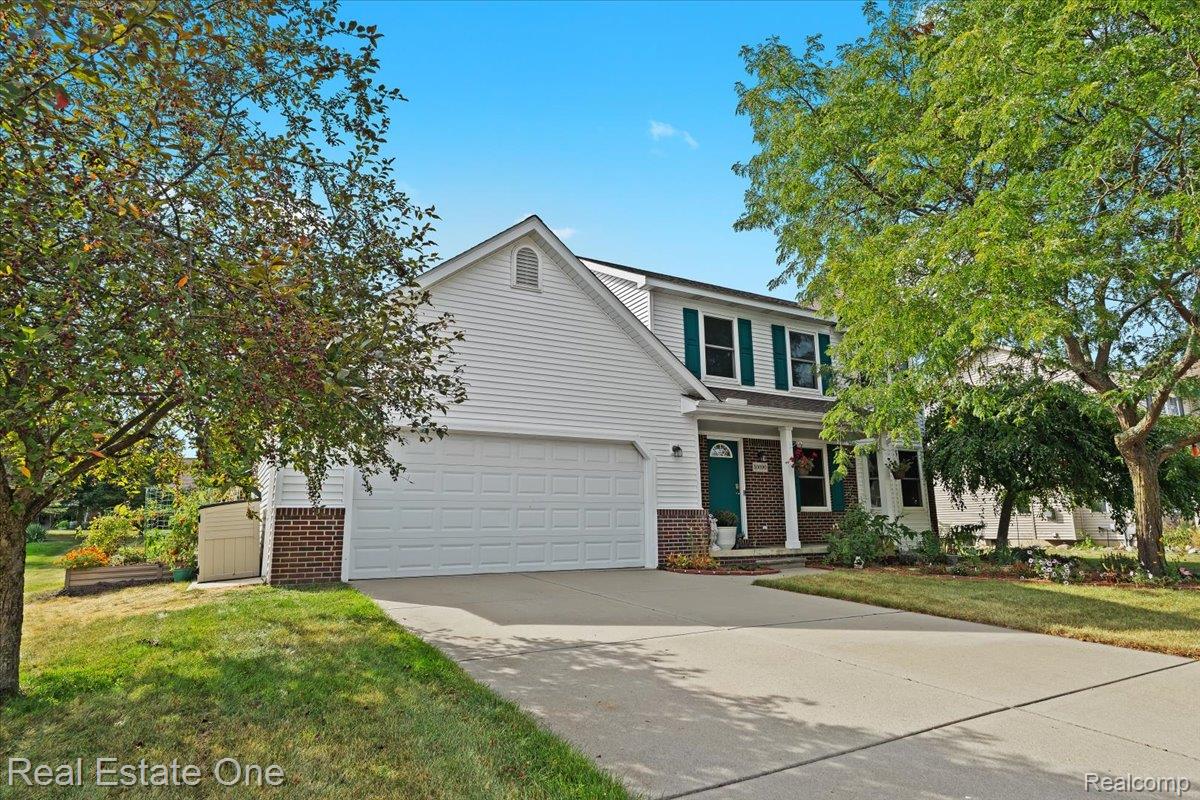 10090 Heatherway Drive