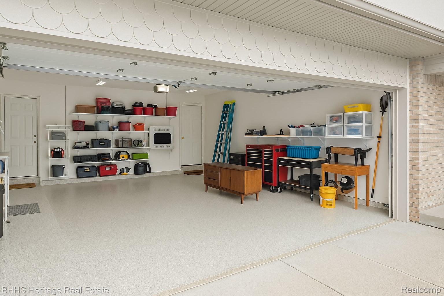 Fowlerville Village, Michigan 48836, United States, 2 Bedrooms Bedrooms, ,2 BathroomsBathrooms,Residential,Active,215802