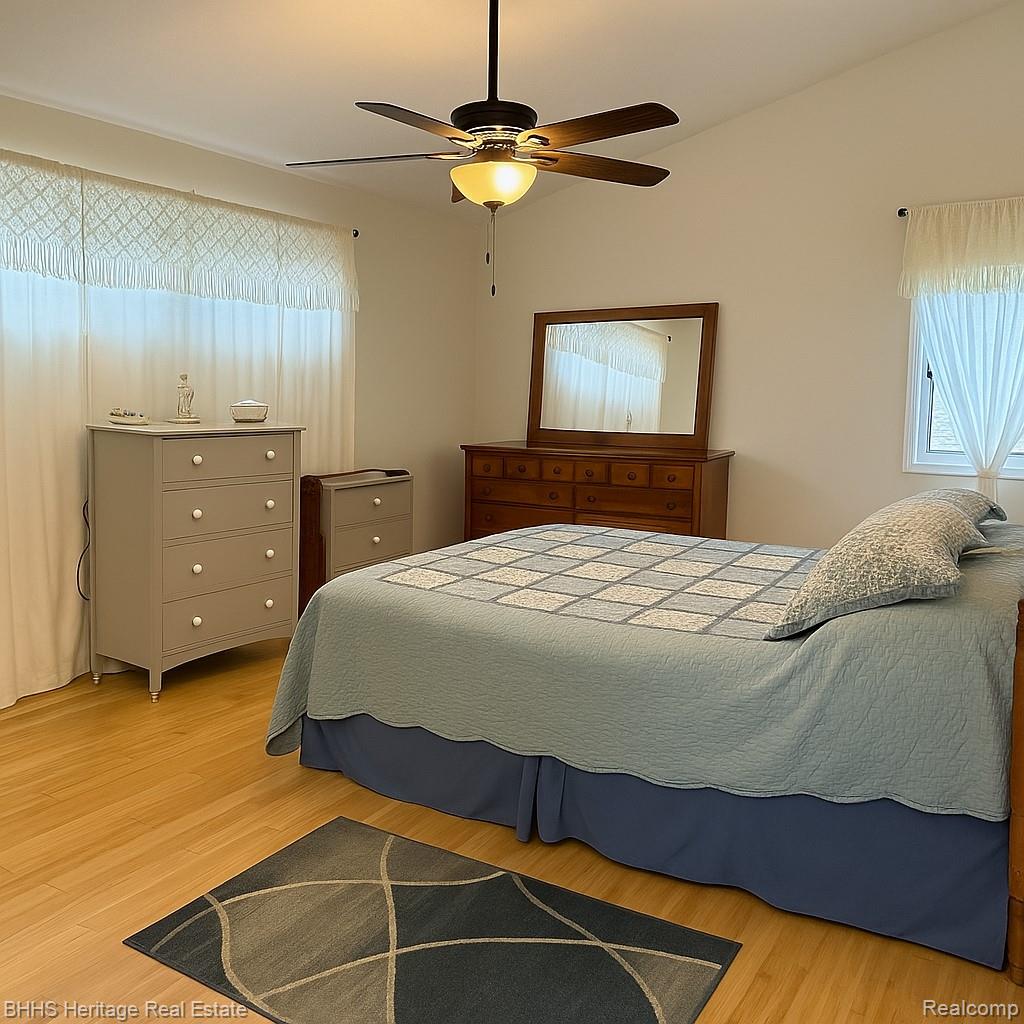 Fowlerville Village, Michigan 48836, United States, 2 Bedrooms Bedrooms, ,2 BathroomsBathrooms,Residential,Active,215802