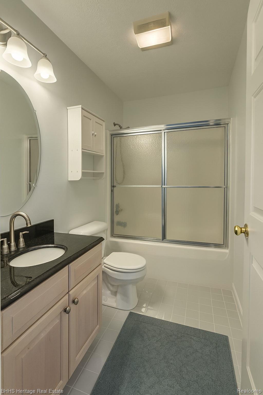 Fowlerville Village, Michigan 48836, United States, 2 Bedrooms Bedrooms, ,2 BathroomsBathrooms,Residential,Active,215802