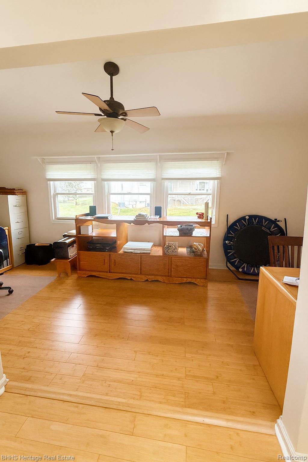 Fowlerville Village, Michigan 48836, United States, 2 Bedrooms Bedrooms, ,2 BathroomsBathrooms,Residential,Active,215802