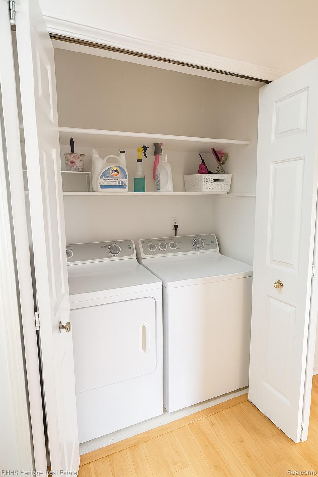 Fowlerville Village, Michigan 48836, United States, 2 Bedrooms Bedrooms, ,2 BathroomsBathrooms,Residential,Active,215802