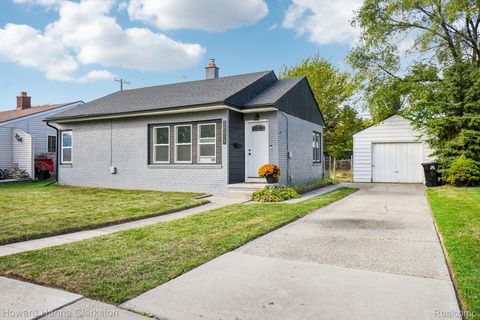 Photo of 18605 Mesle Street, Roseville City, MI 48066 (MLS # 20251044792)