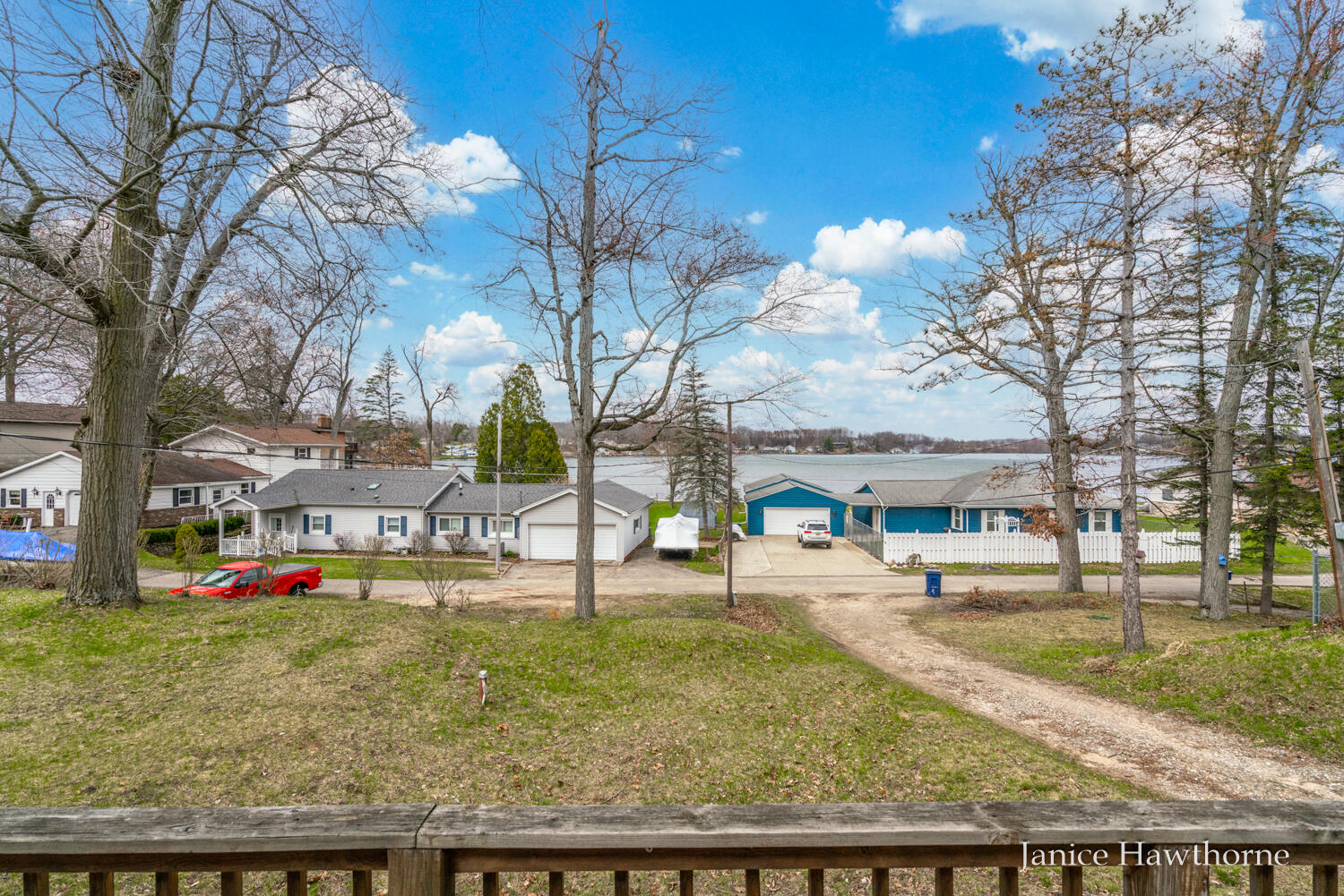 562 W Hickory Road